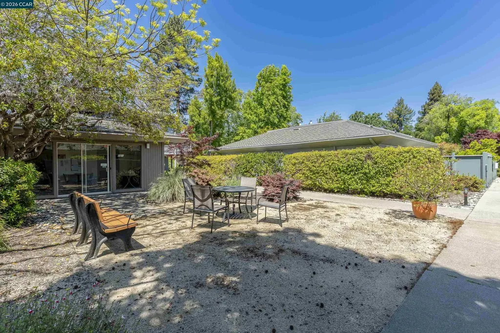 1109 Golden Rain Road Walnut Creek CA 94595