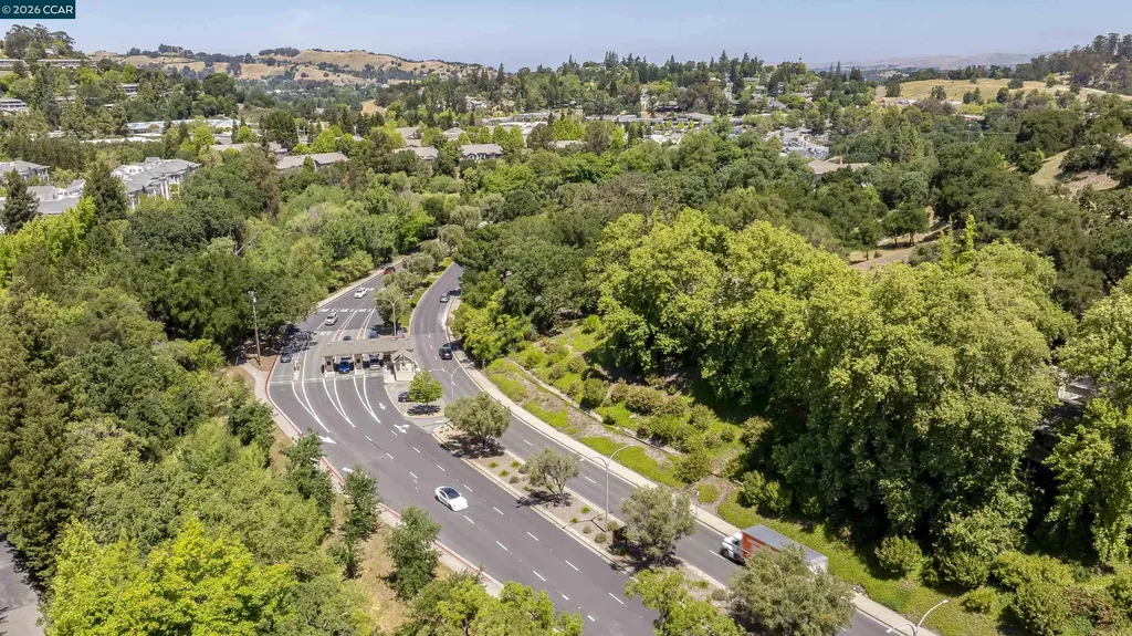 1109 Golden Rain Road Walnut Creek CA 94595
