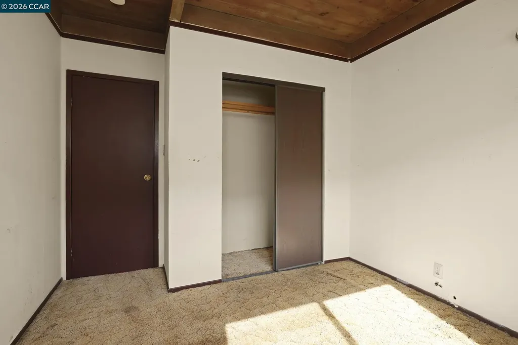 2415 Maine Avenue Richmond CA 94804