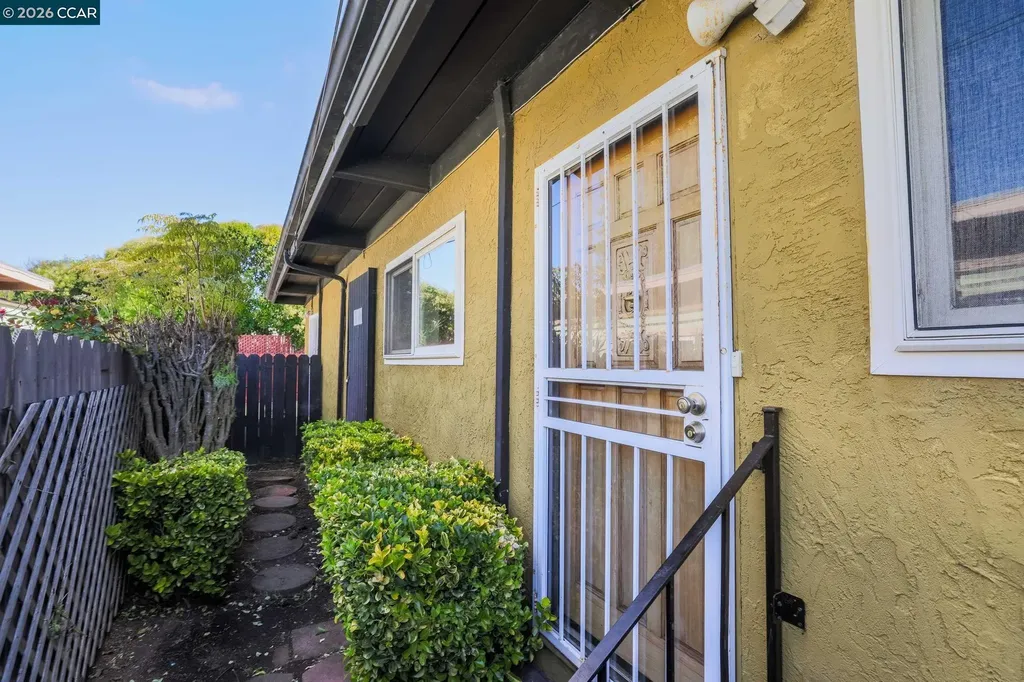 2415 Maine Avenue Richmond CA 94804