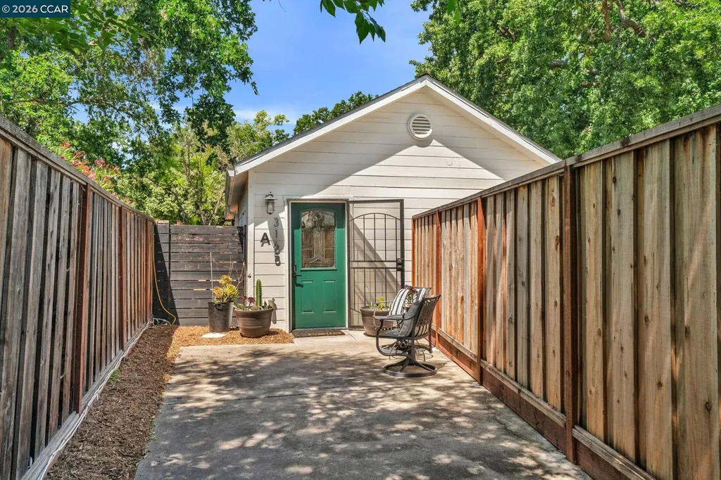 3165 Manor Avenue Walnut Creek CA 94597