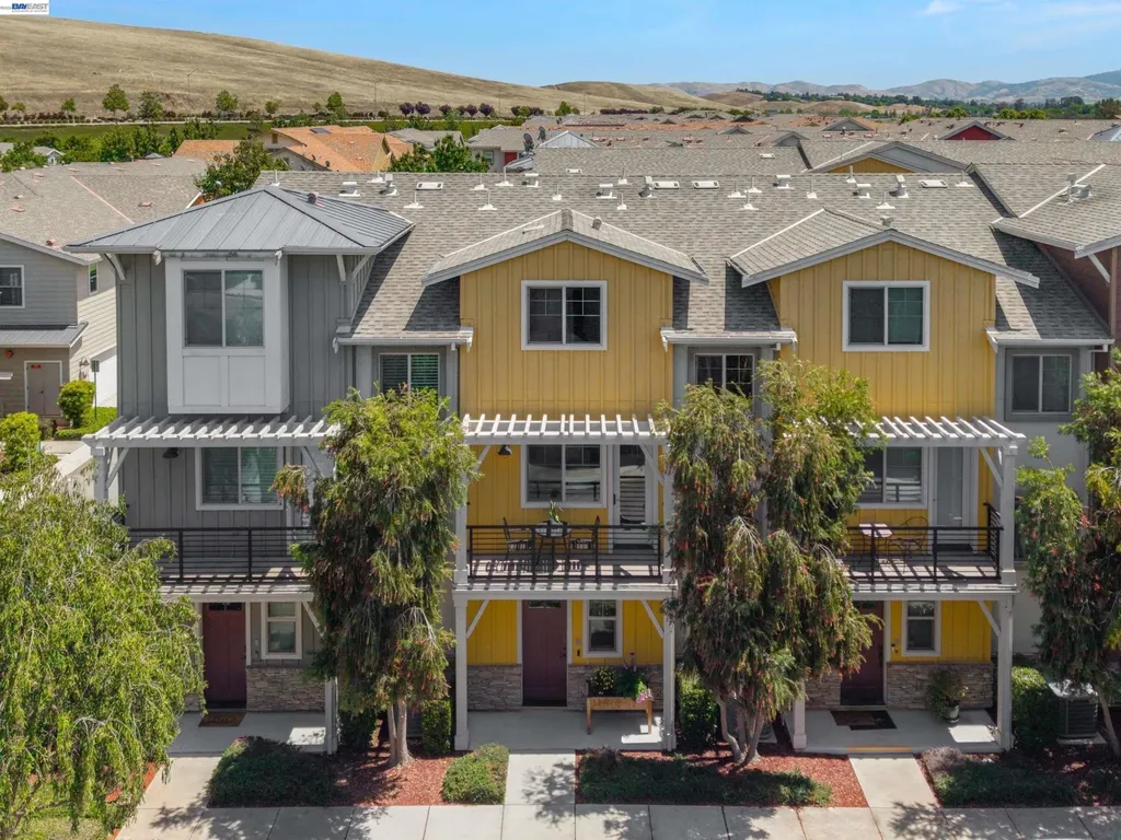 319 Basswood Common Livermore CA 94551