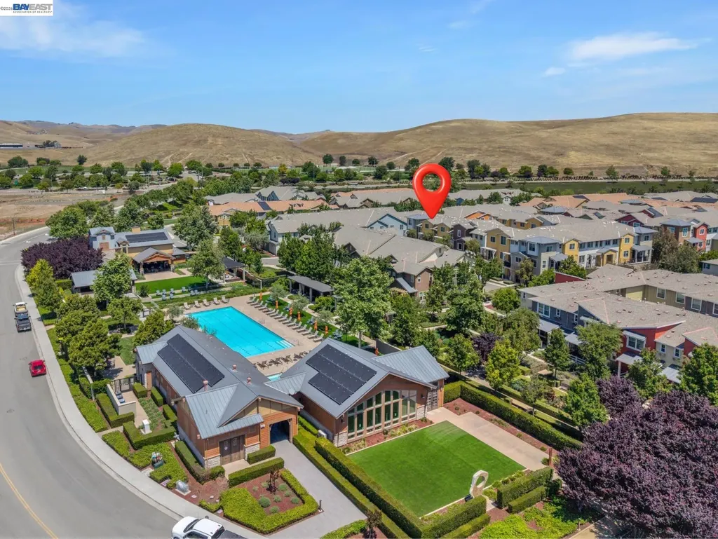 319 Basswood Common Livermore CA 94551