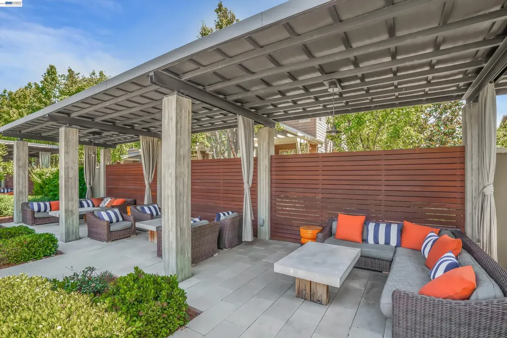319 Basswood Common Livermore CA 94551