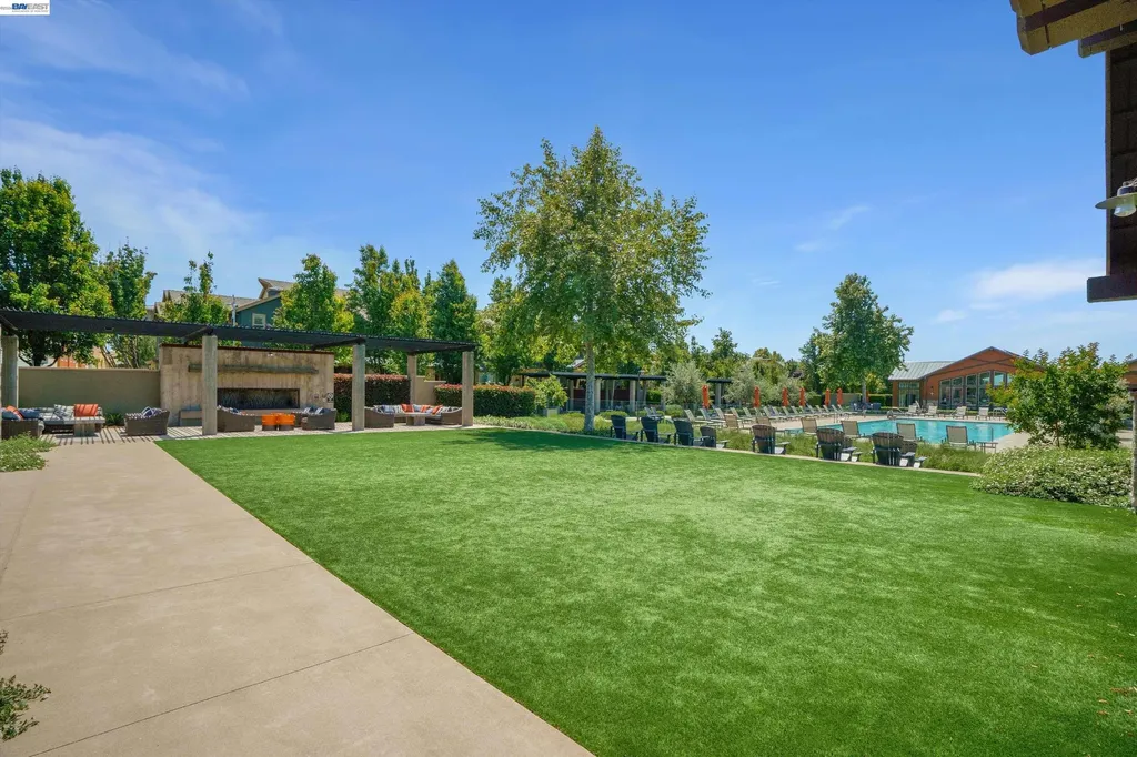319 Basswood Common Livermore CA 94551