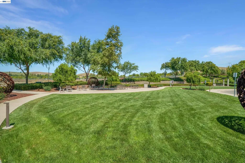 319 Basswood Common Livermore CA 94551