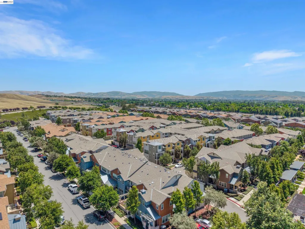 319 Basswood Common Livermore CA 94551