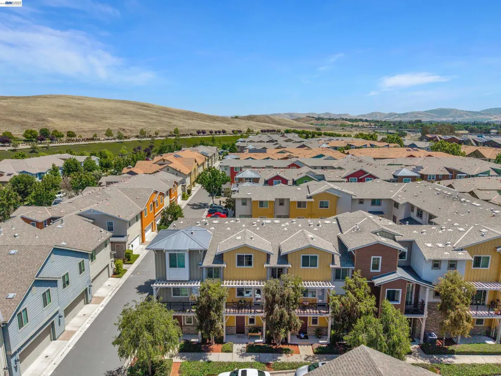 319 Basswood Common Livermore CA 94551