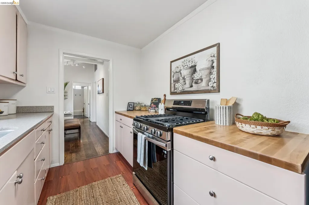 3720 Esmond Avenue Richmond CA 94805