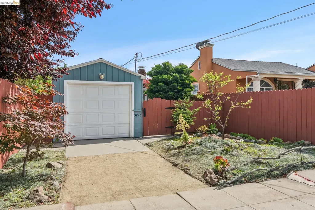 3720 Esmond Avenue Richmond CA 94805