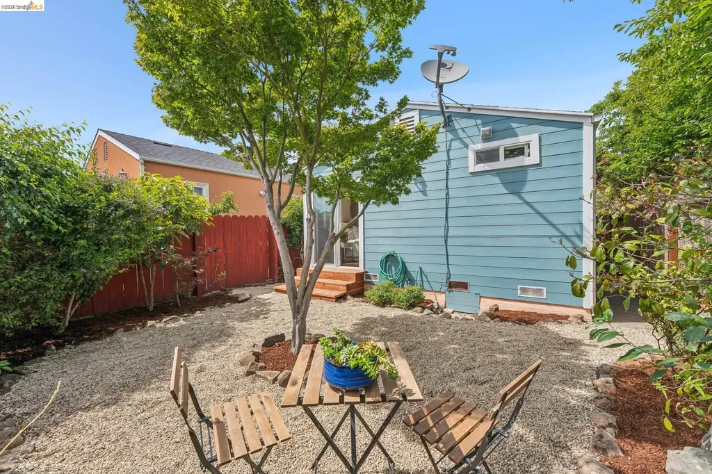 3720 Esmond Avenue Richmond CA 94805