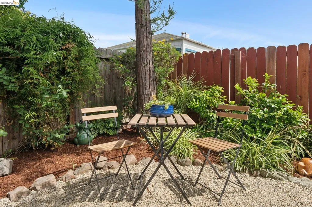 3720 Esmond Avenue Richmond CA 94805