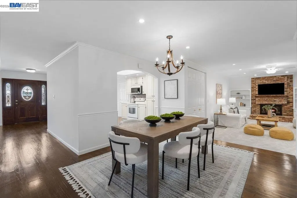 2090 Foxswallow Road Pleasanton CA 94566