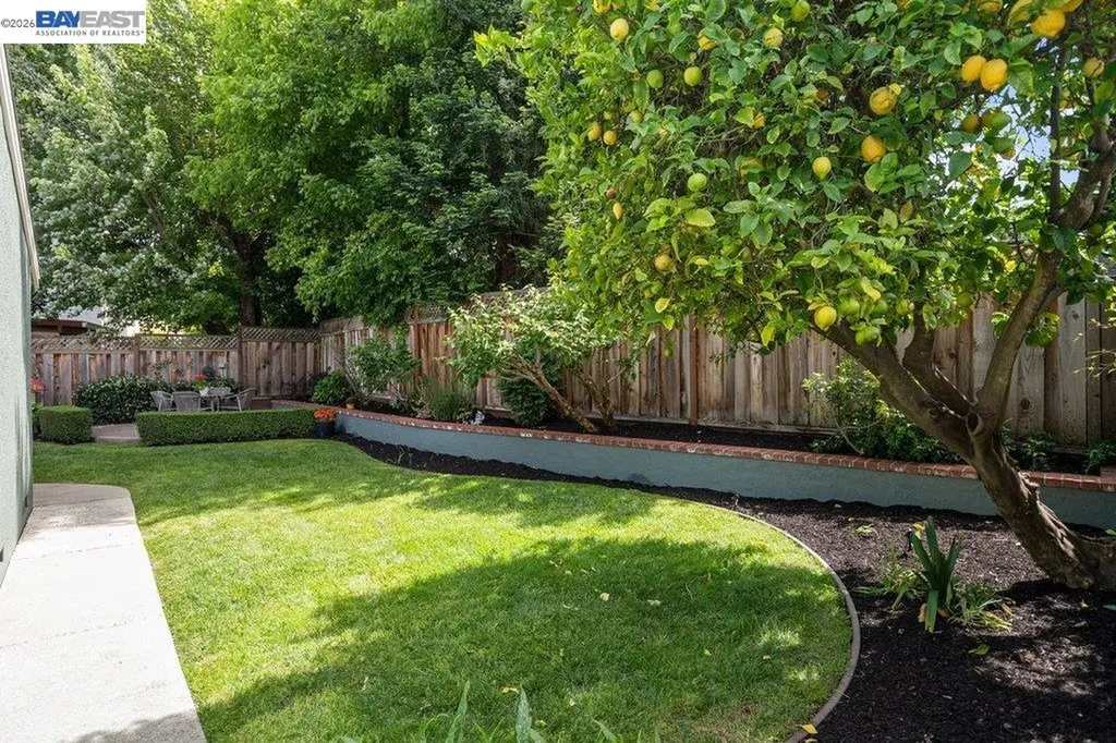 2090 Foxswallow Road Pleasanton CA 94566
