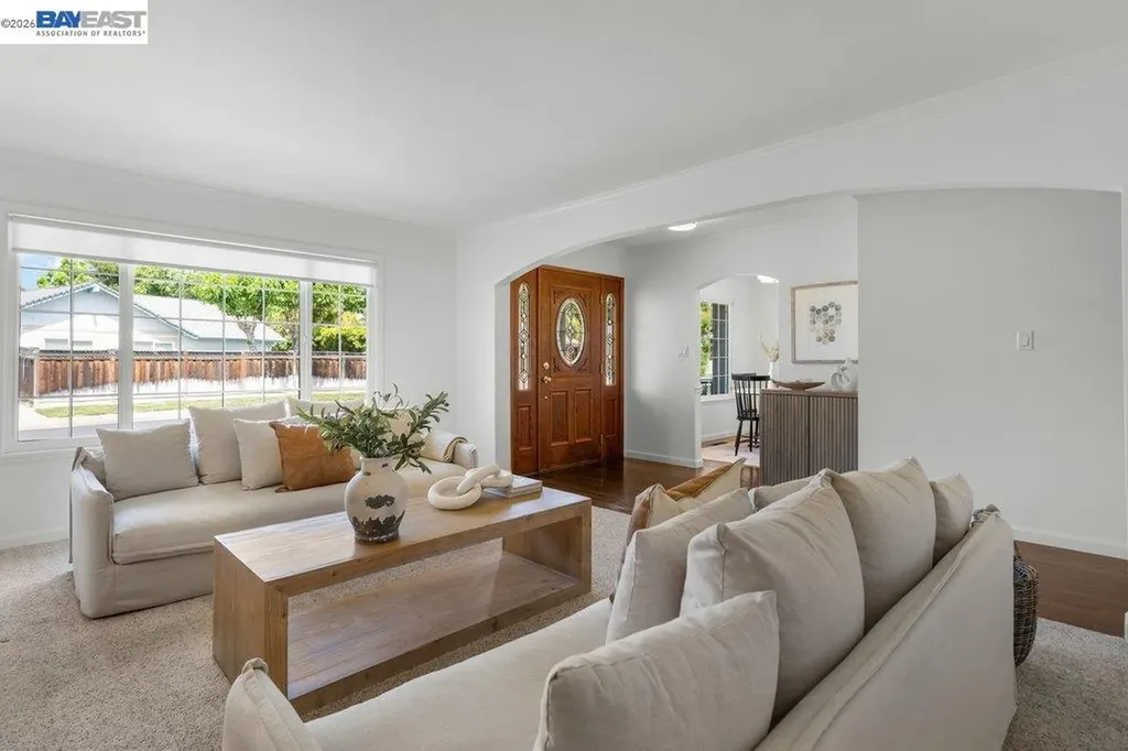 2090 Foxswallow Road Pleasanton CA 94566