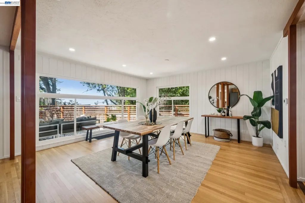 1055 Sterling Avenue Berkeley CA 94708
