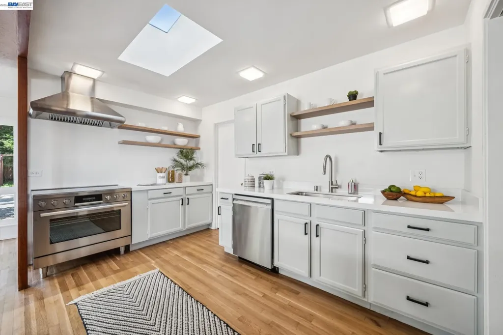 1055 Sterling Avenue Berkeley CA 94708