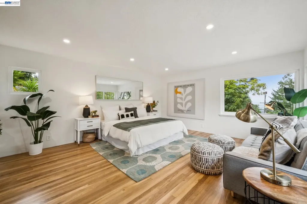 1055 Sterling Avenue Berkeley CA 94708