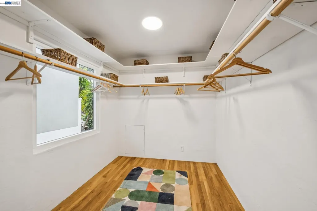 1055 Sterling Avenue Berkeley CA 94708