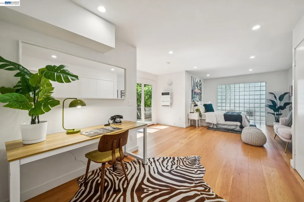 1055 Sterling Avenue Berkeley CA 94708