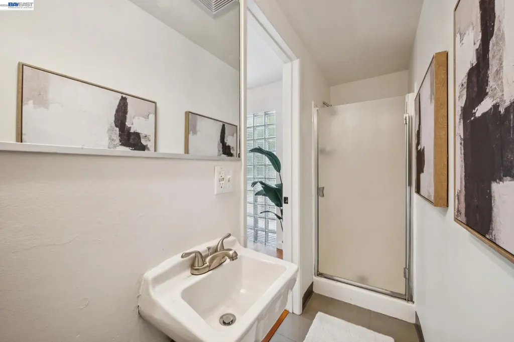 1055 Sterling Avenue Berkeley CA 94708