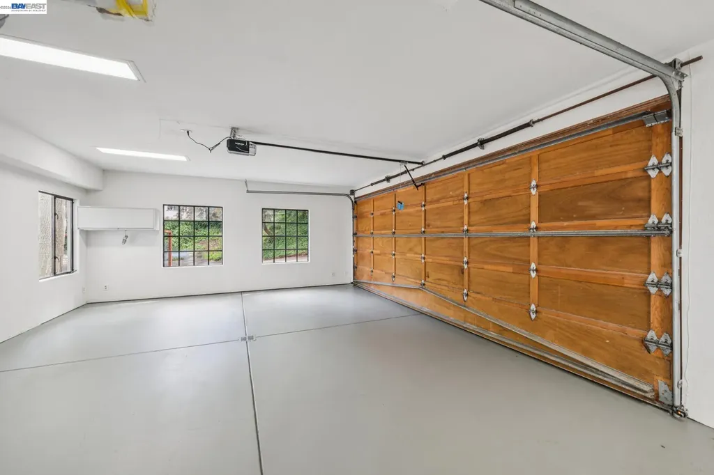 1055 Sterling Avenue Berkeley CA 94708