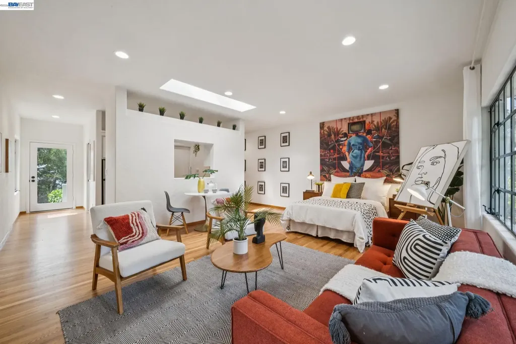 1055 Sterling Avenue Berkeley CA 94708