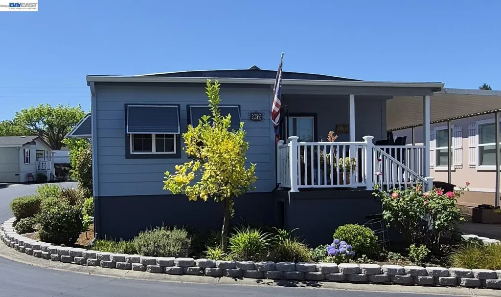 3263 Vineyard Ave., #97 Pleasanton CA 94566