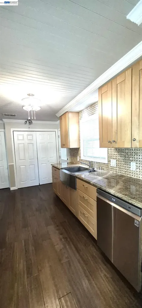 3263 Vineyard Ave., #97 Pleasanton CA 94566