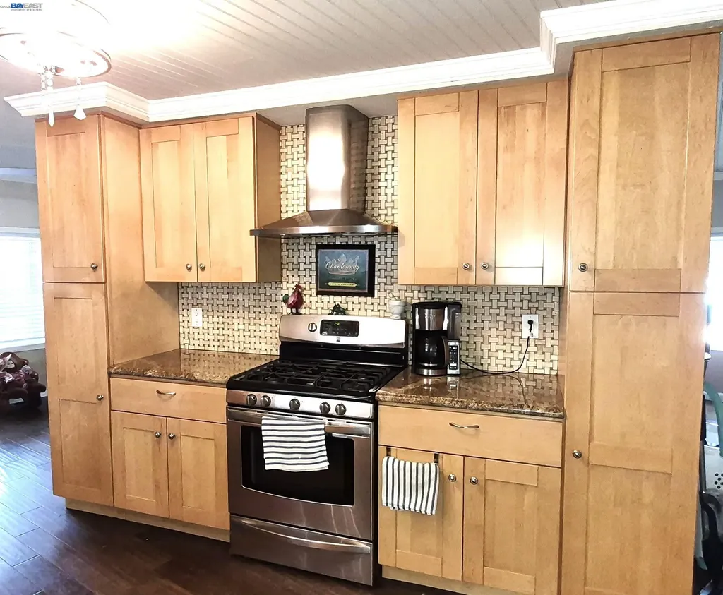 3263 Vineyard Ave., #97 Pleasanton CA 94566