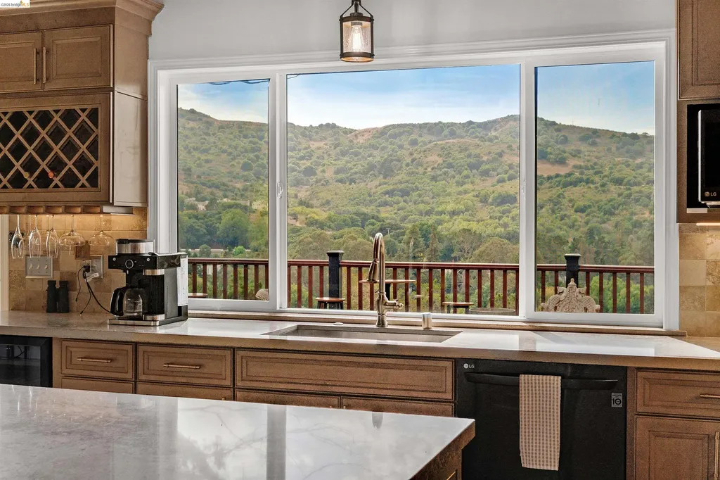 49 Christopher Court El Sobrante CA 94803
