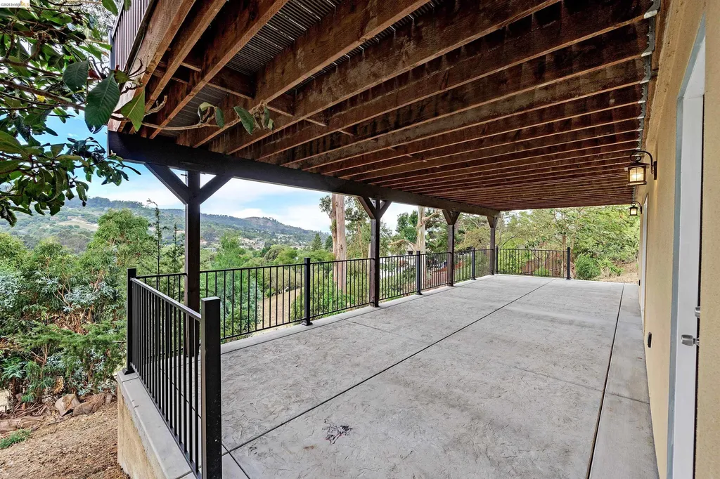 49 Christopher Court El Sobrante CA 94803