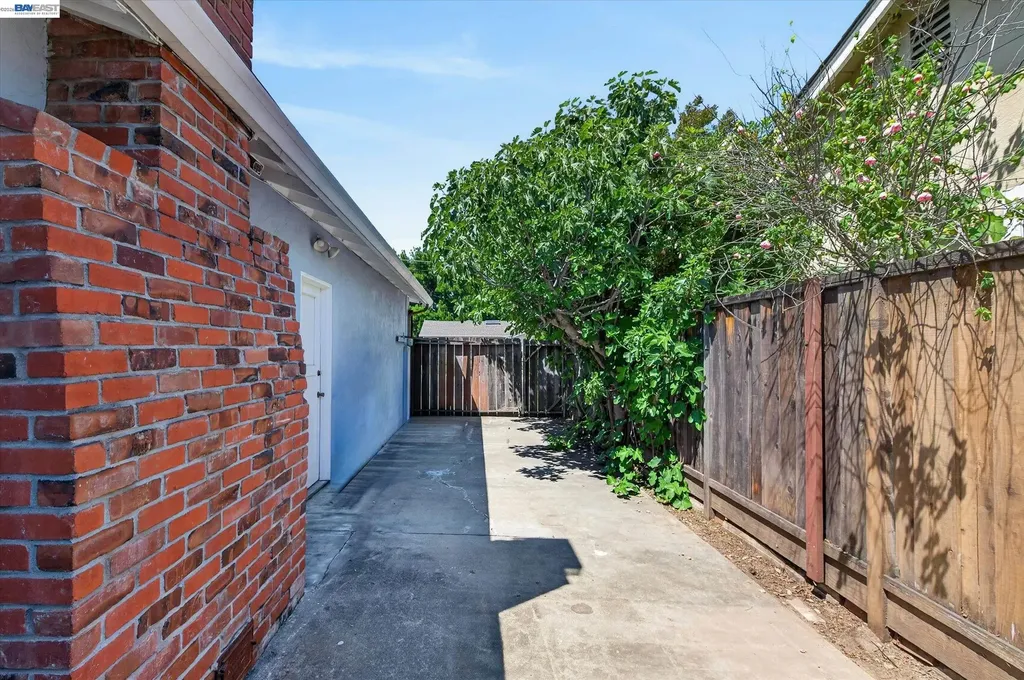 4056 Nevis Street Pleasanton CA 94566