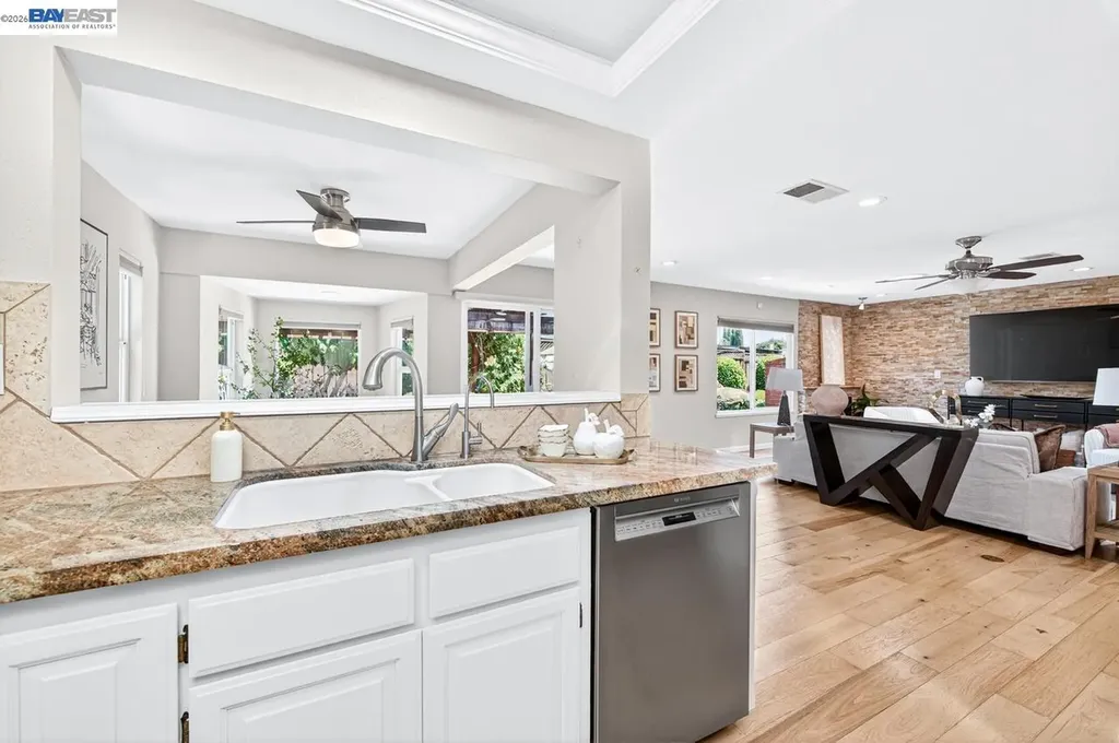 684 Emerald Street Livermore CA 94550