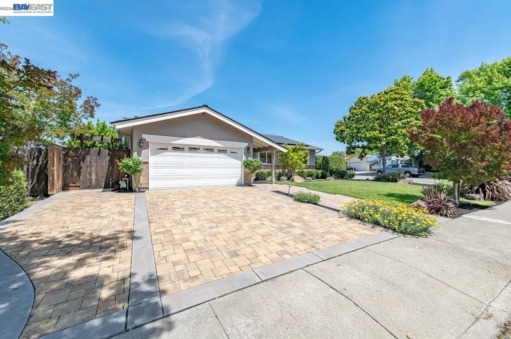 684 Emerald Street Livermore CA 94550