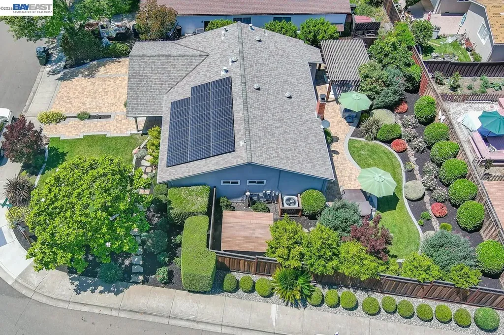 684 Emerald Street Livermore CA 94550