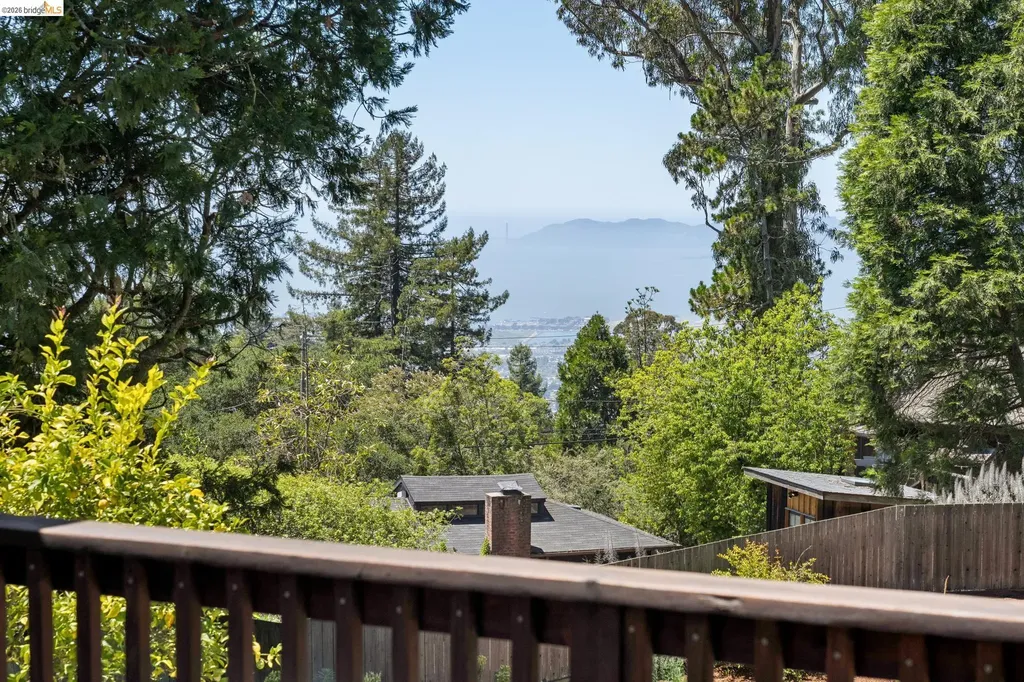 200 Fairlawn Drive Berkeley CA 94708