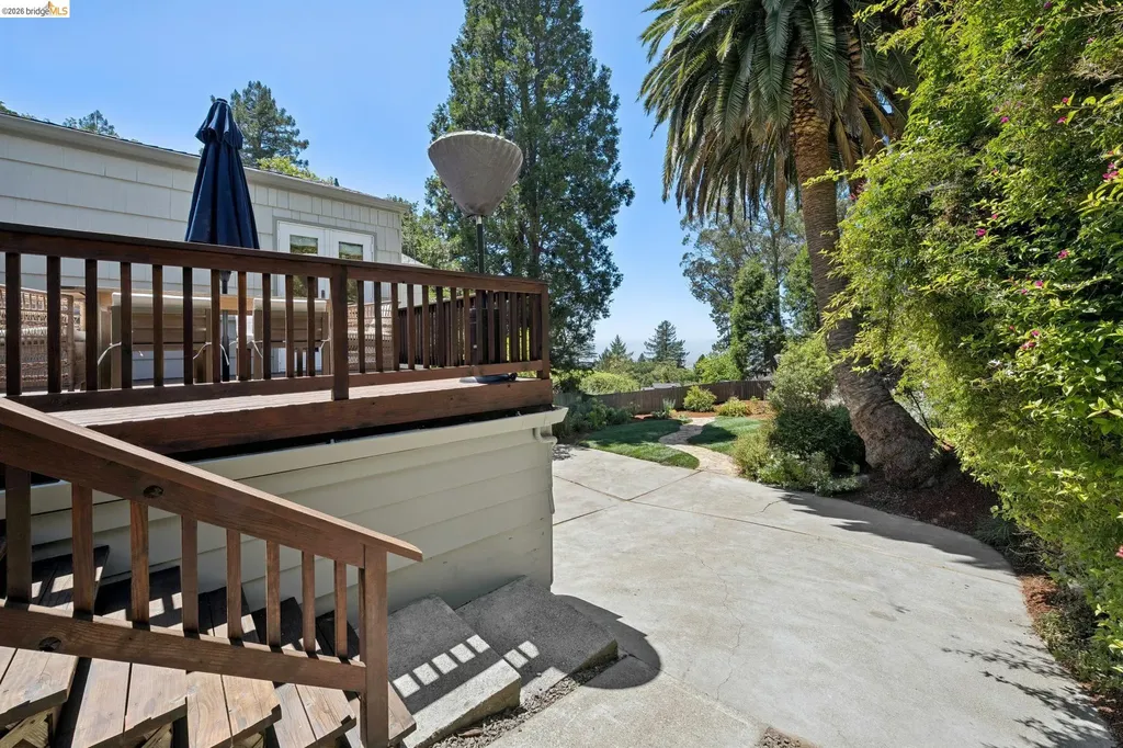 200 Fairlawn Drive Berkeley CA 94708