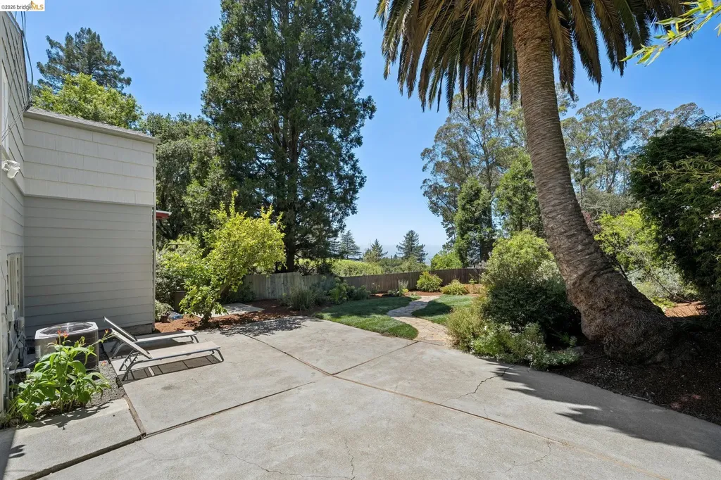 200 Fairlawn Drive Berkeley CA 94708