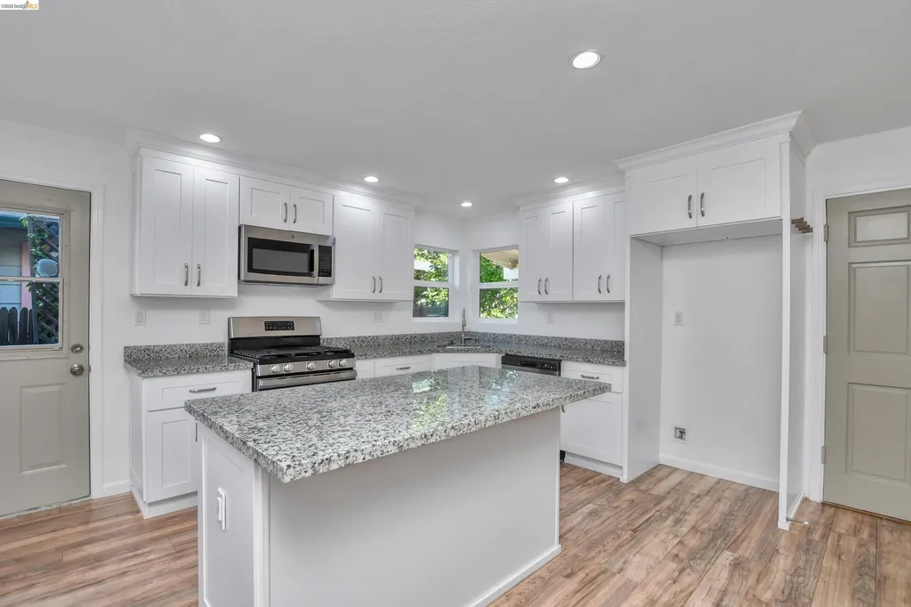 116 16th Street Antioch CA 94509