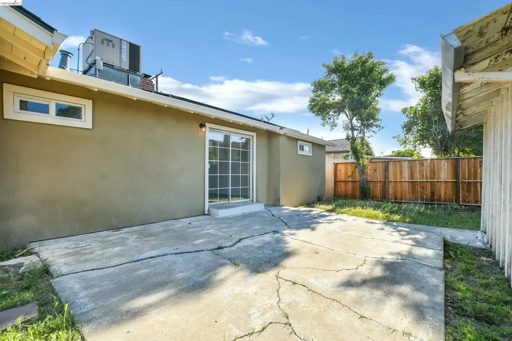 116 16th Street Antioch CA 94509