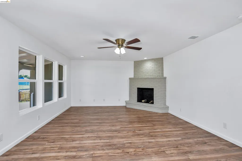 116 16th Street Antioch CA 94509