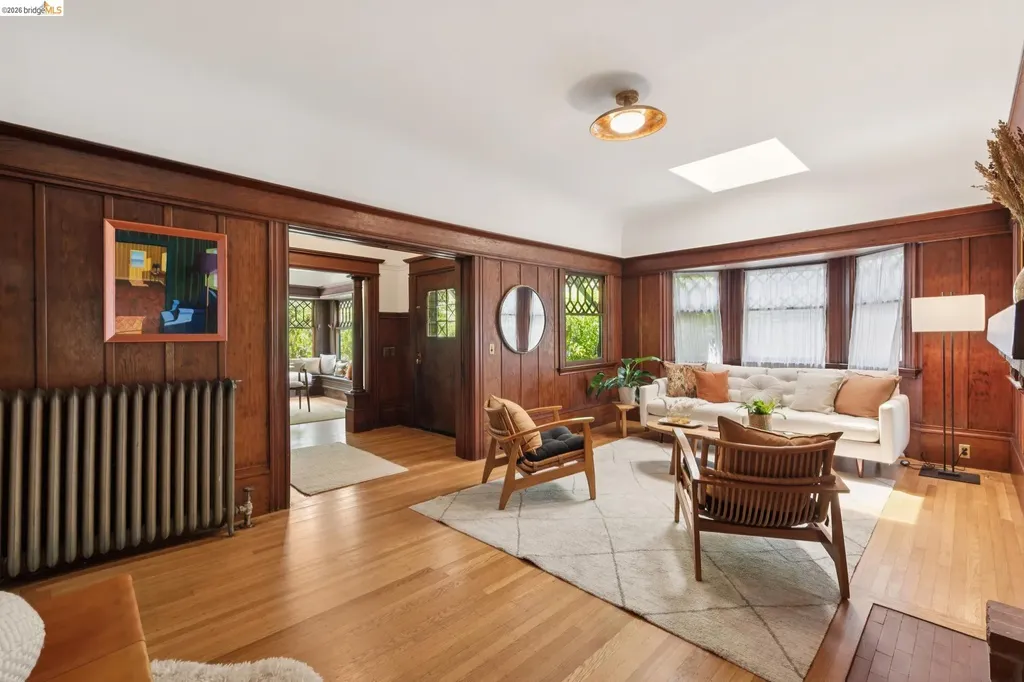 2121 Carleton Street Berkeley CA 94704