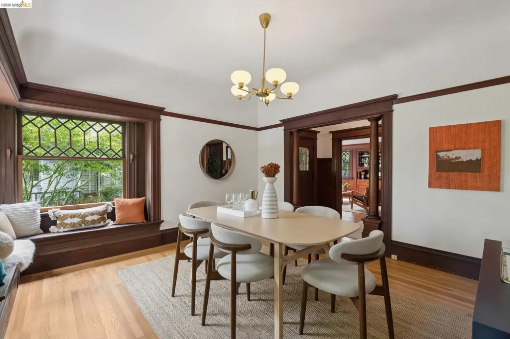 2121 Carleton Street Berkeley CA 94704
