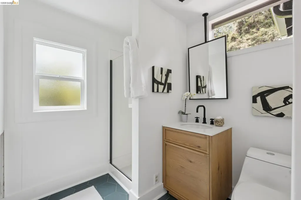 2121 Carleton Street Berkeley CA 94704