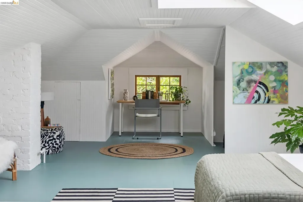 2121 Carleton Street Berkeley CA 94704