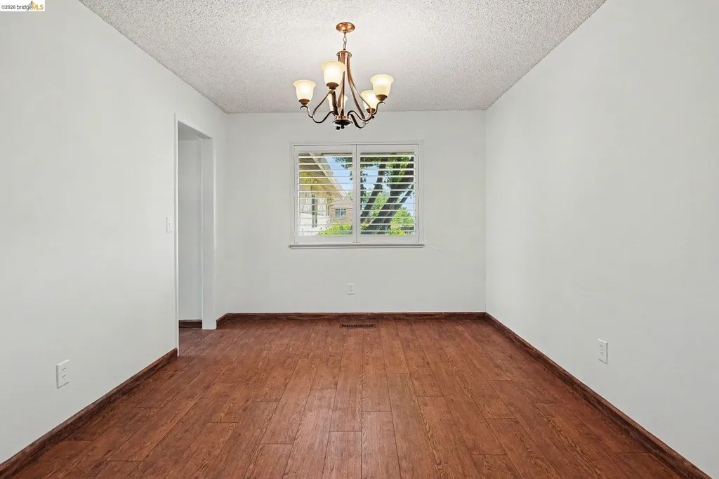 325 Hillsdale Drive Pittsburg CA 94565