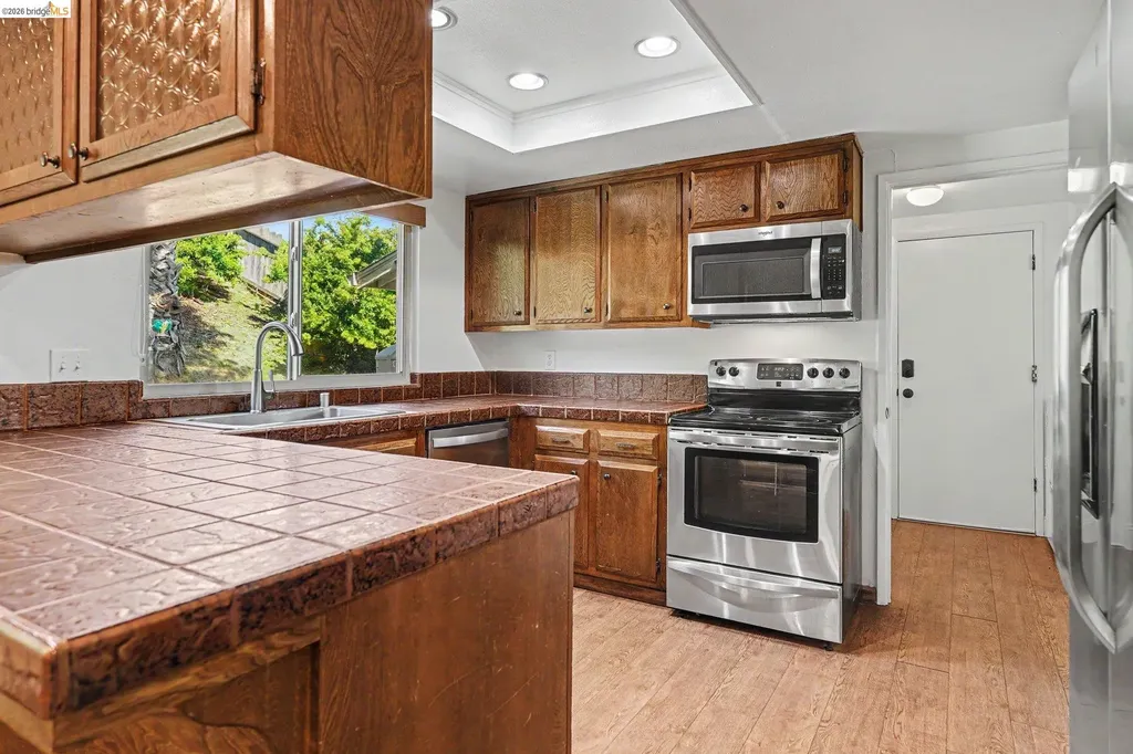 325 Hillsdale Drive Pittsburg CA 94565