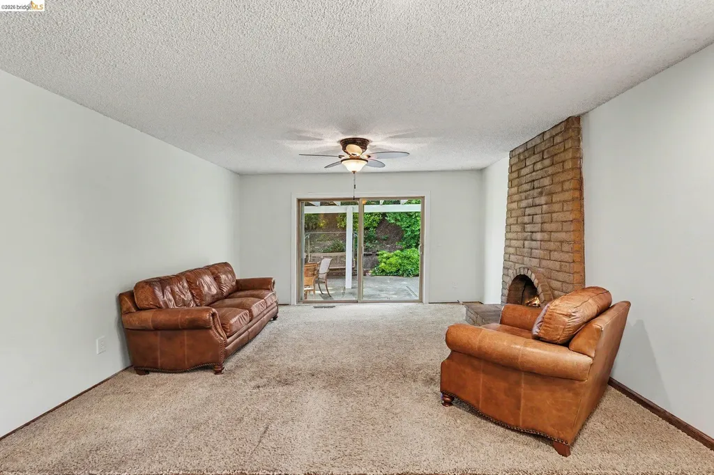 325 Hillsdale Drive Pittsburg CA 94565