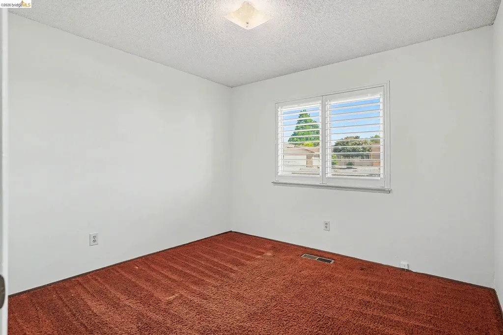 325 Hillsdale Drive Pittsburg CA 94565
